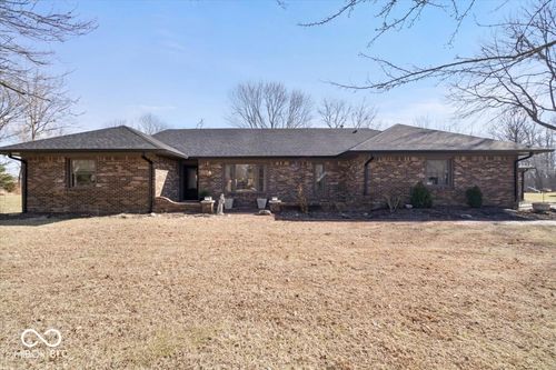 6585 Crown Drive, Brownsburg, IN, 46112 | Card Image