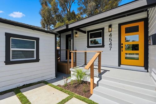 4547 Contour Blvd, San Diego, CA, 92115-3419 | Card Image