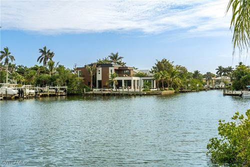 1100 Sandpiper St, NAPLES, FL, 34102-0530 | Card Image