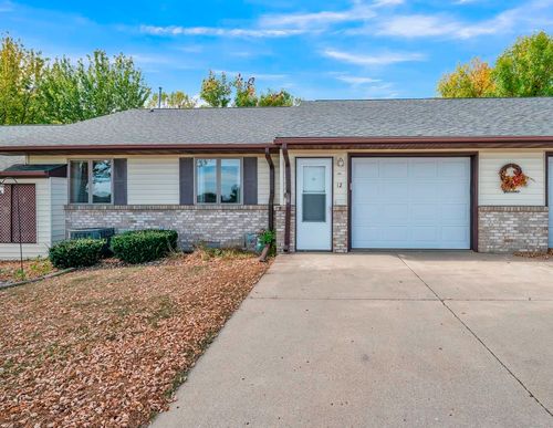 1916 23rd St, Spirit Lake, IA, 51360-1087 | Card Image