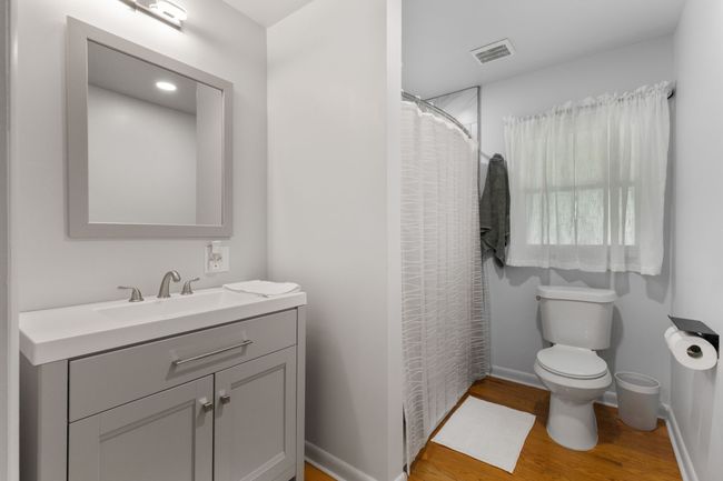 Hall bathroom. | Image 34