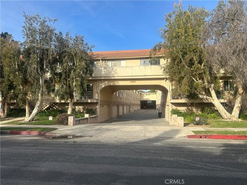 11-10215 Variel Ave, Chatsworth, CA, 91311 | Card Image