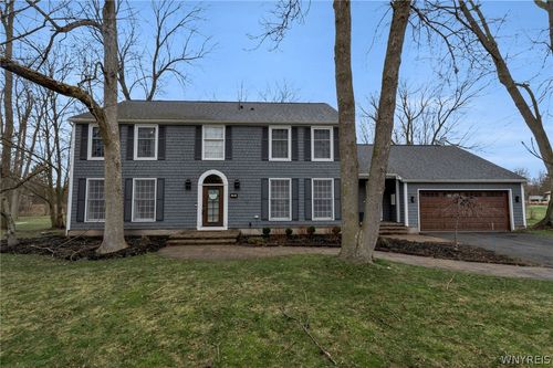 70 Wynngate Ln, Amherst, NY, 14221-1840 | Card Image