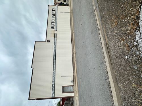 1 W Main St, Du Quoin, IL, 62832-1612 | Card Image