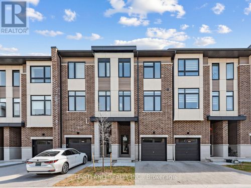 503-1695 Dersan Street, Pickering (Duffin Heights), ON, L1X0S9 | Card Image