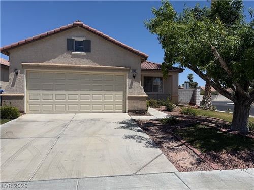5732 Indian Springs St, North Las Vegas, NV, 89031-5075 | Card Image