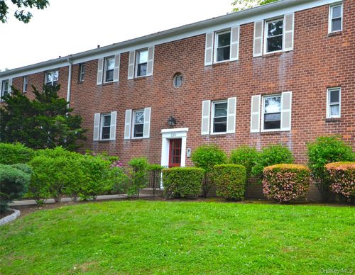 5j-2270 Palmer Ave, New Rochelle, NY, 10801-2923 | Card Image