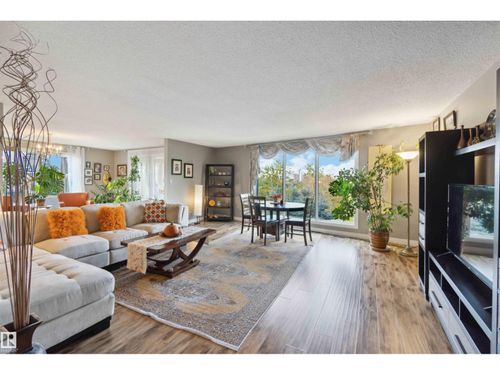 305-8707 107 St Nw, Edmonton, AB, T6E5J5 | Card Image