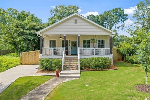 686 Elbert St Sw, Atlanta, GA, 30310-2812 | Card Image