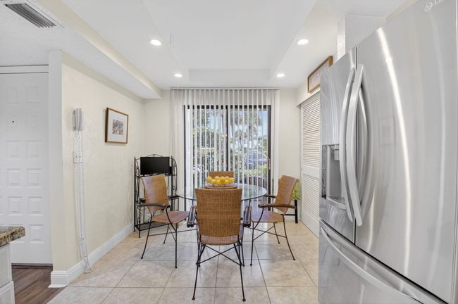 APT-8002 - 16000 Loch Katrine Trl, Condo with 2 bedrooms, 2 bathrooms and null parking in Delray Beach FL | Image 12