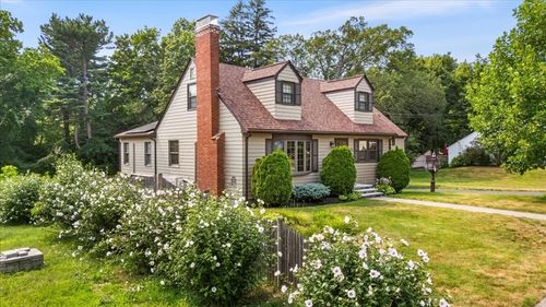 34 Park Ave, Abington, MA, 02351-2214 | Card Image