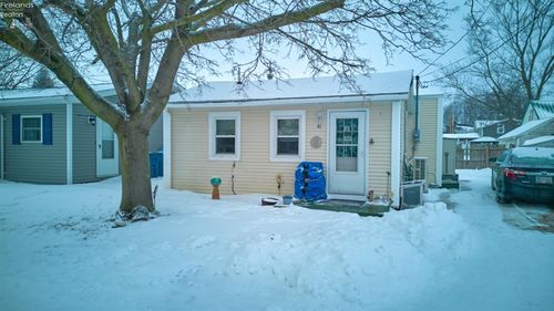 41 Richland Ave, Huron, OH, 44839-1147 | Card Image