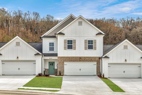 1689 Destiny Dr, Hixson, TN, 37343-6356 | Card Image