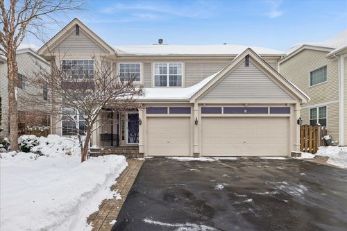 8 Litchfield Ct, Lake In The Hills, IL, 60156-5954 | Card Image