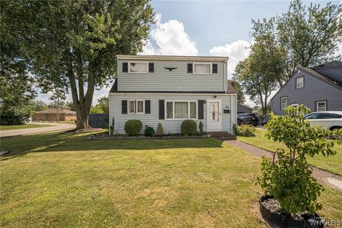 65 Gardenvale Dr, Cheektowaga, NY, 14225-2166 | Card Image
