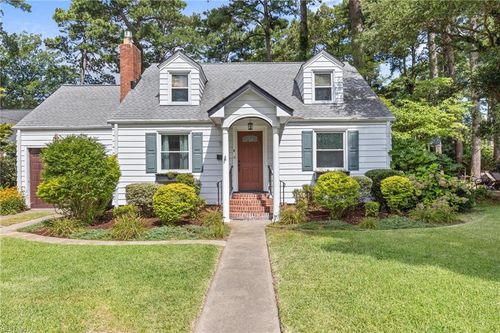 135 Ridgeley Pt, Norfolk, VA, 23505-4603 | Card Image