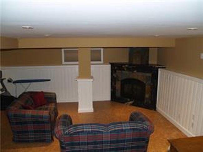 10727 Maplecrest Rd Se, House detached with 3 bedrooms, 3 bathrooms and 3 parking in Calgary AB | Image 15