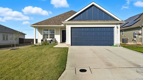 120 Angus Dr, Seguin, TX, 78155-3321 | Card Image