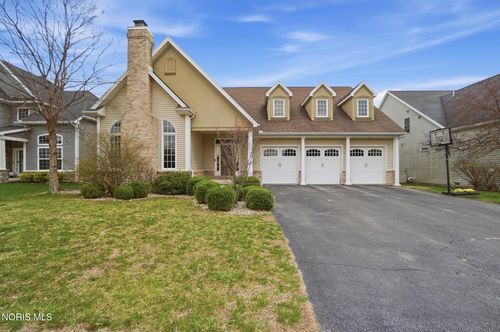 5908 Walnut Springs Rd, Sylvania, OH, 43560-8617 | Card Image