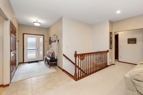823 N Star Drive N, Black River Falls, WI, 54615 | Card Image