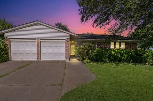 1930 Post Oak Dr, Waco, TX, 76705-3589 | Card Image