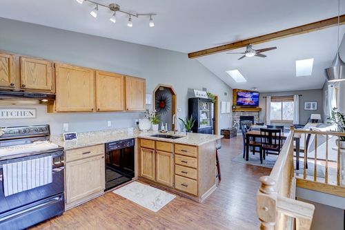 665 Galena Ct, Sun Prairie, WI, 53590-3300 | Card Image