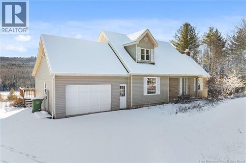 18 Hillview St, Upper Kingsclear, NB, E3E1V1 | Card Image