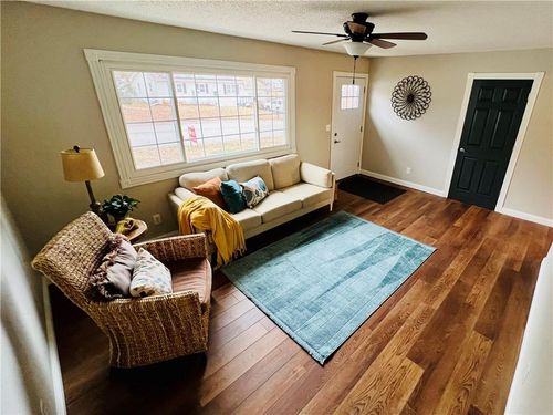 2511 Hillside St, Lexington, MO, 64067-1946 | Card Image