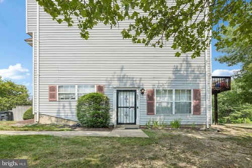 6801 Milltown Ct, DISTRICT HEIGHTS, MD, 20747-1753 | Card Image