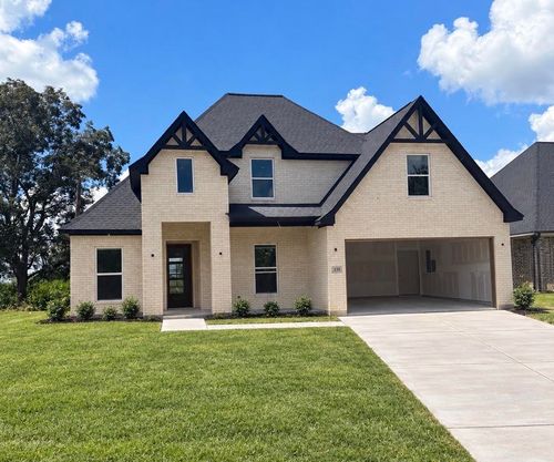 135 Moore Rd, Beaumont, TX, 77713-9541 | Card Image
