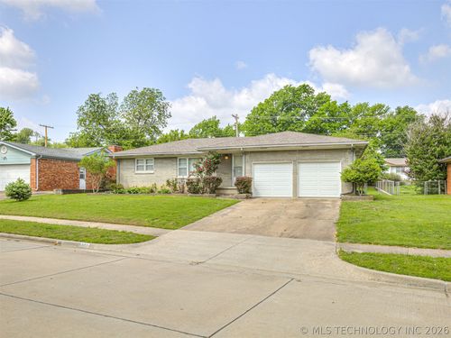 2152 S 77th Eastavenue, Tulsa, OK, 74129 | Card Image