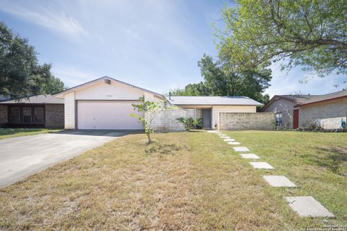 8214 Devlin Pt, San Antonio, TX, 78240-2916 | Card Image