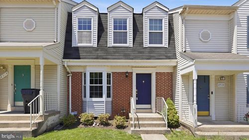 8912 Princeton Park Dr, MANASSAS, VA, 20110-6324 | Card Image