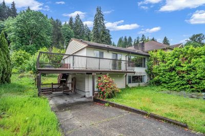 2705 Henry St, House other with 3 bedrooms, 2 bathrooms and 3 parking in Port Moody BC | Image 1