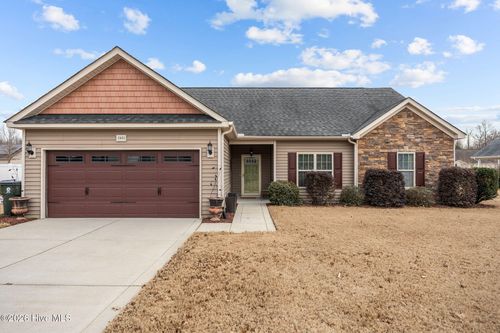 2451 Kodiak Dr, Winterville, NC, 28590-8056 | Card Image