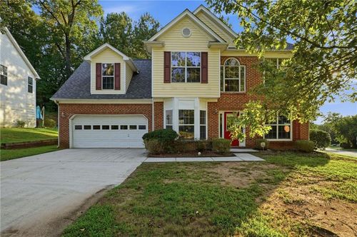 2470 Miller Oaks Cir, Decatur, GA, 30035-4330 | Card Image