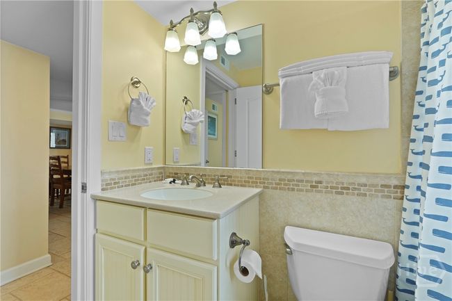 hall bath | Image 30
