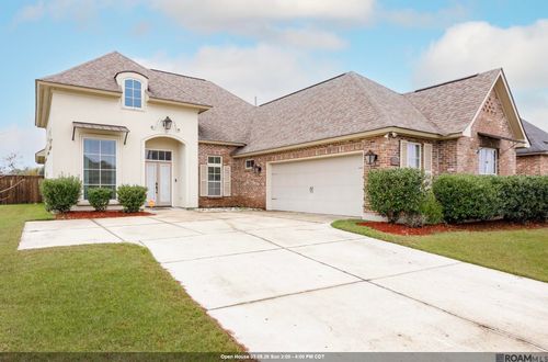 3421 Meadow Grove Ave, Zachary, LA, 70791-5486 | Card Image
