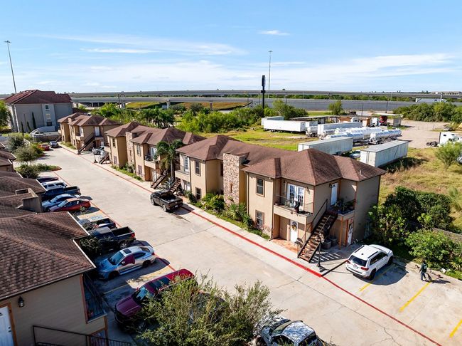 327 Couch, Home with 2 bedrooms, 2 bathrooms and null parking in Olmito TX | Image 6