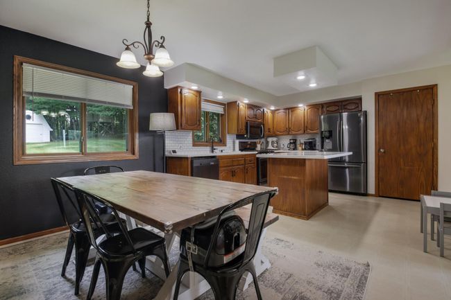 Kitchen/Dining | Image 8
