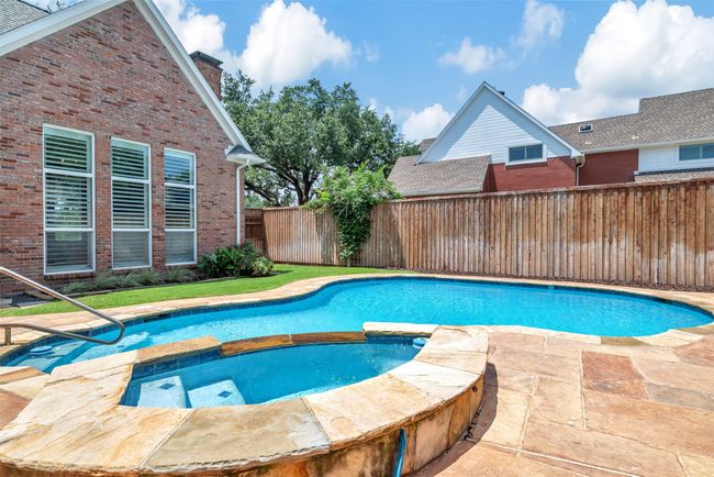 Grassy areas too for kids and pets to play! | Image 36