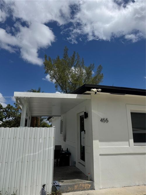 455 Nw 132nd St, North Miami, FL, 33168 | Card Image