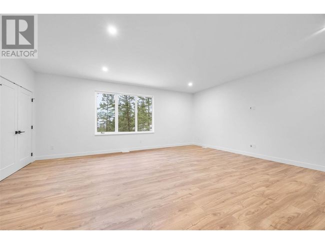 17 - 3100 Kicking Horse Dr, House other with 7 bedrooms, 6 bathrooms and 7 parking in Kamloops BC | Image 37