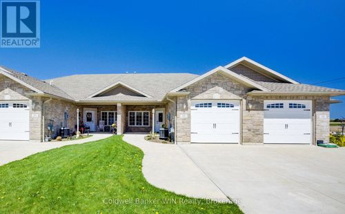 103 Broomers Crescent, Wellington North (Mount Forest), ON, N0G2L2 | Card Image
