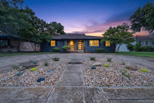 3330 Sharpview Ln, Dallas, TX, 75228-6062 | Card Image
