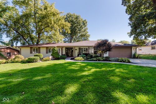 5776 Hobbs Dr, Anderson, IN, 46013-9747 | Card Image