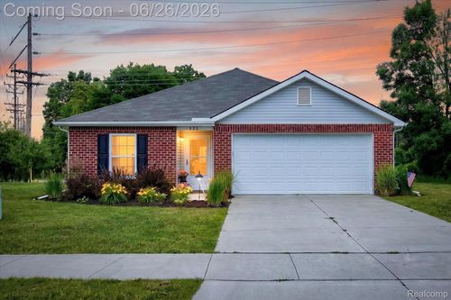 528 Turn Bull St, Lapeer, MI, 48446-2693 | Card Image