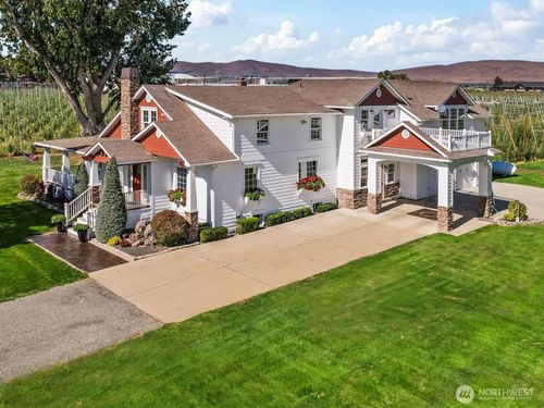 2581 Borton Road, Yakima, WA, 98903 | Card Image