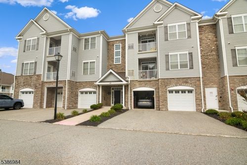 301-43 Elston Ct, Haskell, NJ, 07420 | Card Image