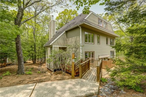 22 Trillium Close, ROSELAND, VA, 22967-8259 | Card Image